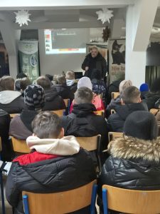 3b7e88a3-346b-4dd6-8a95-6a8a57196475