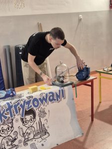 40bbdfdd-9789-4bfa-b50c-24f12ee0dfd3