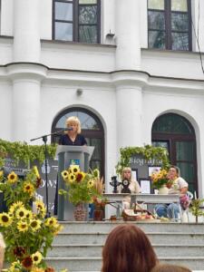 4a58160d-3e6a-4379-8a71-2a83744d9f2d