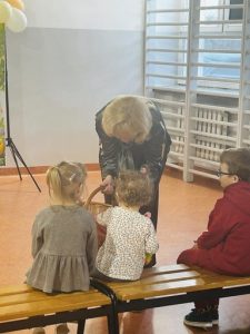 5f738b41-cf79-4851-8815-1ad70d47e868