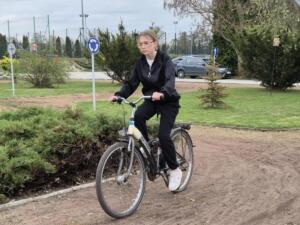 6531bd02-2353-46e3-8682-6a7b3352efa3