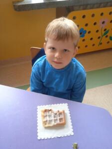 66249430-0c38-4e73-b87a-0149bc511255