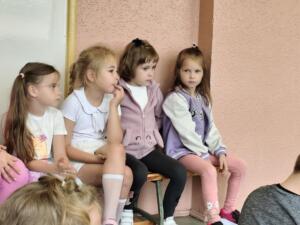 6df8f103-d98b-49e5-b7fe-d827d59de6c8