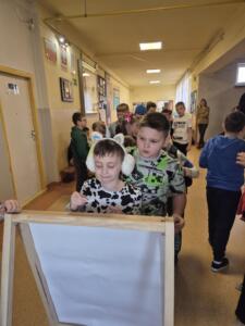 79660367-f67e-41f6-80be-bdaa0e802a22