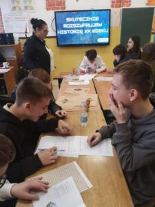 7fde5cb7-6be4-4541-9d68-f1494b7a4bda