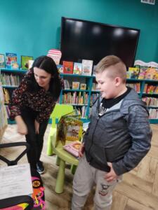 9017b6f6-c5c4-4033-82a3-445560372896