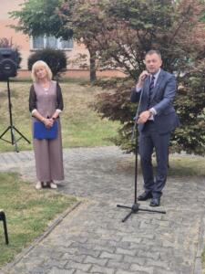 a2e1a821-68db-46f6-9480-a6df9f6da49a