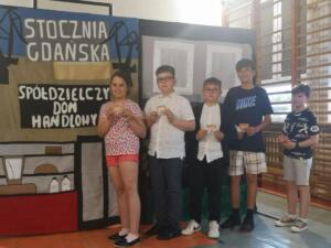 a951df7d-fe30-4d2a-8b46-5f83f2de3933