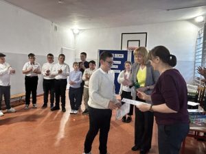 b2ca81dd-a725-460e-a741-a397b82dcb8a