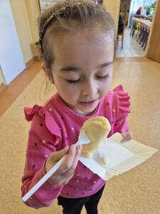 b7a8a3b7-eea8-43e0-9a01-8556666b6865