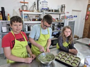 bdd4fe6f-0ae7-42fa-a673-0c3623cfe0aa