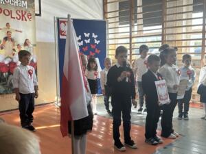 ca7a7423-d984-41dc-b18e-44f3202d599b