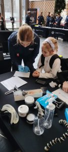 d4ff1a3b-c87f-4d2c-be51-4e609ed14da3