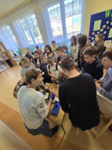 e22db757-a693-44e7-8eab-d1bb754565f7