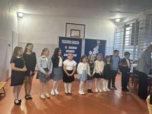 f8dd2a8f-b567-4443-81c1-9aa39b3bbb57