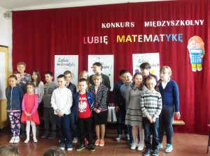 pamiątkowe zdjęcie drużyn